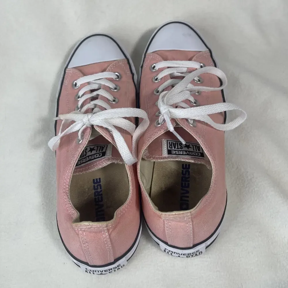 Unisex Chuck Taylor Converse Pink men's 7 ladies 9